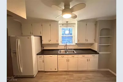 3745 Northwood Road, University Heights, OH 44118 - Photo 7