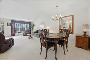 4402 Dalbury Ave NE, Canton, OH 44714 - Photo 9