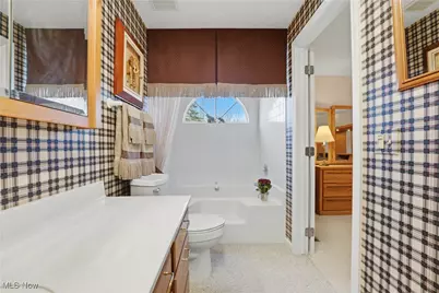 4402 Dalbury Avenue NE, Canton, OH 44714 - Photo 21