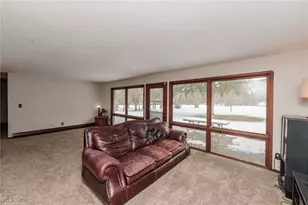 8963 Abbey Rd, North Royalton, OH 44133 - Photo 15