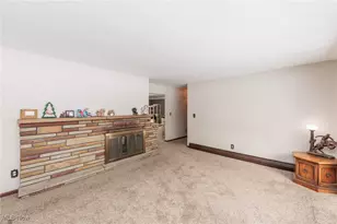 8963 Abbey Rd, North Royalton, OH 44133 - Photo 5