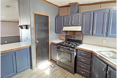 13154 Sinclair Street SW, Massillon, OH 44647 - Photo 9