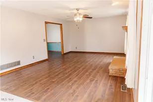 3069 W Castle Circle NW, Massillon, OH 44647 - Photo 5