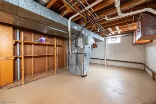 364 Mowbray Rd, Akron, OH 44333 - Photo 37