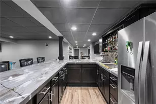 1527 Alexandria Pkwy SE, Canton, OH 44709 - Photo 43