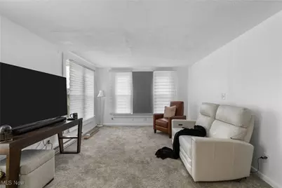 2823 Columbus Road NE, Canton, OH 44705 - Photo 17