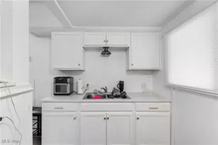 2823 Columbus Rd NE, Canton, OH 44705 - Photo 7