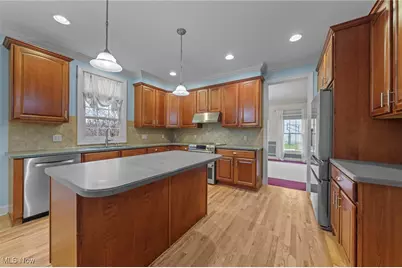 635 Prestige Woods Boulevard, Aurora, OH 44202 - Photo 9