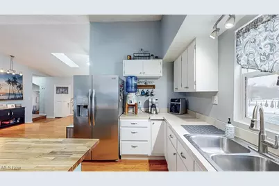 10582 Reynolds Road, West Farmington, OH 44491 - Photo 9