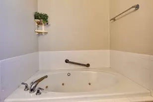 412 Taylor Dr SW, New Philadelphia, OH 44663 - Photo 21