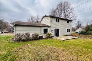 6835 Shelly Dr, Madison, OH 44057 - Photo 13