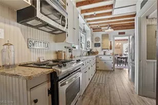 2242 16th St, Cuyahoga Falls, OH 44223 - Photo 17