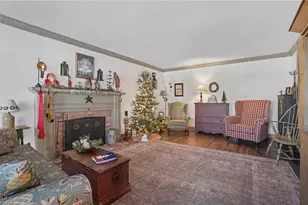 2242 16th St, Cuyahoga Falls, OH 44223 - Photo 5