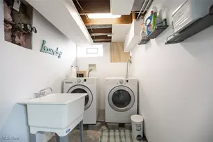 15446 Drake Rd, Strongsville, OH 44136 - Photo 39