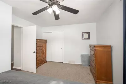 15446 Drake Road, Strongsville, OH 44136 - Photo 23