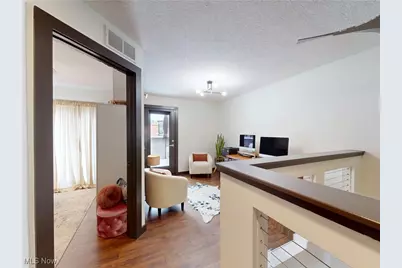 121 N Howard Street, Akron, OH 44308 - Photo 25