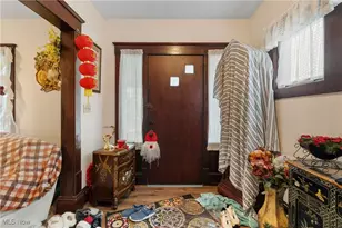 827 9th St SW, Massillon, OH 44647 - Photo 5