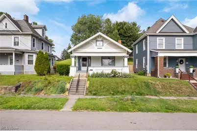827 9th Street SW, Massillon, OH 44647 - Photo 1