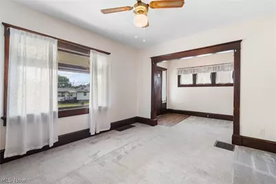 827 9th Street SW, Massillon, OH 44647 - Photo 9