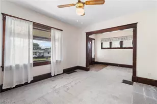 827 9th St SW, Massillon, OH 44647 - Photo 9