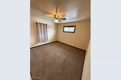 108 Sullivan Circle, Weirton, WV 26062 - Photo 13