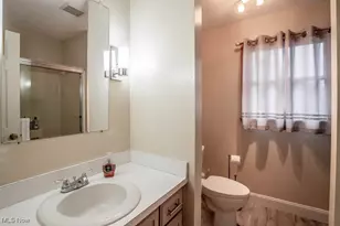 2450 Wildflower Ln NE, Massillon, OH 44646 - Photo 39