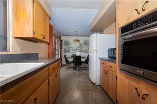 1035 Lois Ave NW, North Canton, OH 44720 - Photo 5