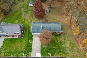 1035 Lois Ave NW, North Canton, OH 44720 - Photo 17