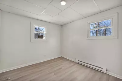 502 W 23rd Street, Lorain, OH 44052 - Photo 19