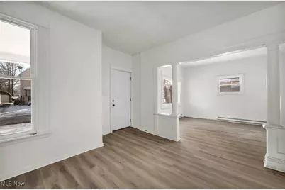 502 W 23rd Street, Lorain, OH 44052 - Photo 9