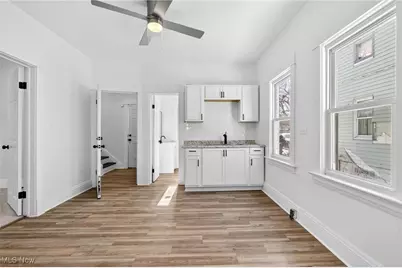 9418 Parkview Avenue, Loveland, OH 44104 - Photo 5