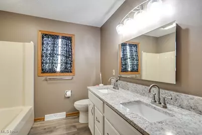 5613 Stoney Ridge Road NW, Canton, OH 44718 - Photo 15