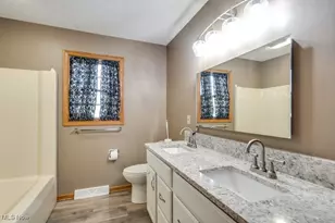 5613 Stoney Ridge Rd NW, Canton, OH 44718 - Photo 15