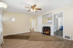 1188 Hardesty Blvd, Akron, OH 44320 - Photo 17