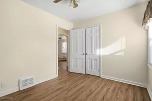 1188 Hardesty Blvd, Akron, OH 44320 - Photo 25