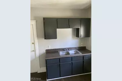 677 E 92nd Street, Loveland, OH 44108 - Photo 3