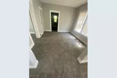 677 E 92nd Street, Loveland, OH 44108 - Photo 9