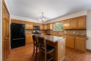 655 Blueberry Hill Dr, Canfield, OH 44406 - Photo 11