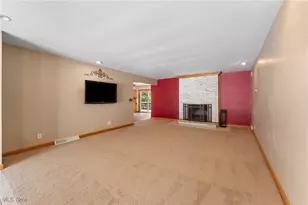 655 Blueberry Hill Dr, Canfield, OH 44406 - Photo 7