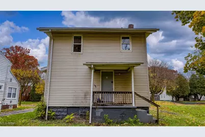 884 Lovers Lane, Akron, OH 44306 - Photo 3