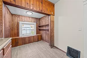 1053 Mt Vernon Ave, Akron, OH 44310 - Photo 21