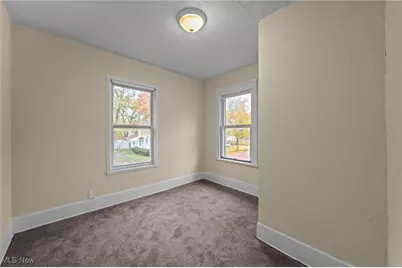 1053 Mount Vernon Avenue, Akron, OH 44310 - Photo 33