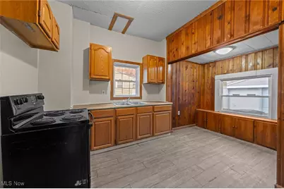 1053 Mount Vernon Avenue, Akron, OH 44310 - Photo 19