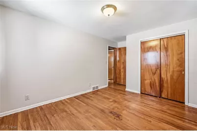 3425 Bentwillow Lane, Youngstown, OH 44511 - Photo 15