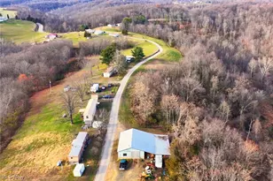 360 E Henniger Rd, Lowell, OH 45744 - Photo 19