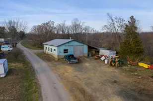 360 E Henniger Rd, Lowell, OH 45744 - Photo 7