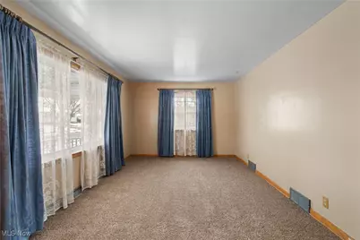 490 Stephens Road, Akron, OH 44312 - Photo 11