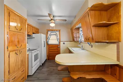 490 Stephens Road, Akron, OH 44312 - Photo 17