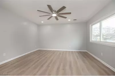 3834 Cambridge Avenue, Lorain, OH 44053 - Photo 13