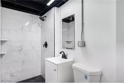 338 Blossom Avenue, Campbell, OH 44405 - Photo 21